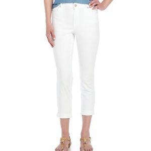 Crown and Ivy / size 16 capris/ NWT